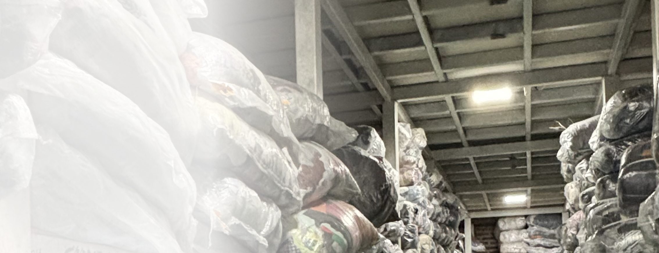 Bodega de fardos de ropa europea